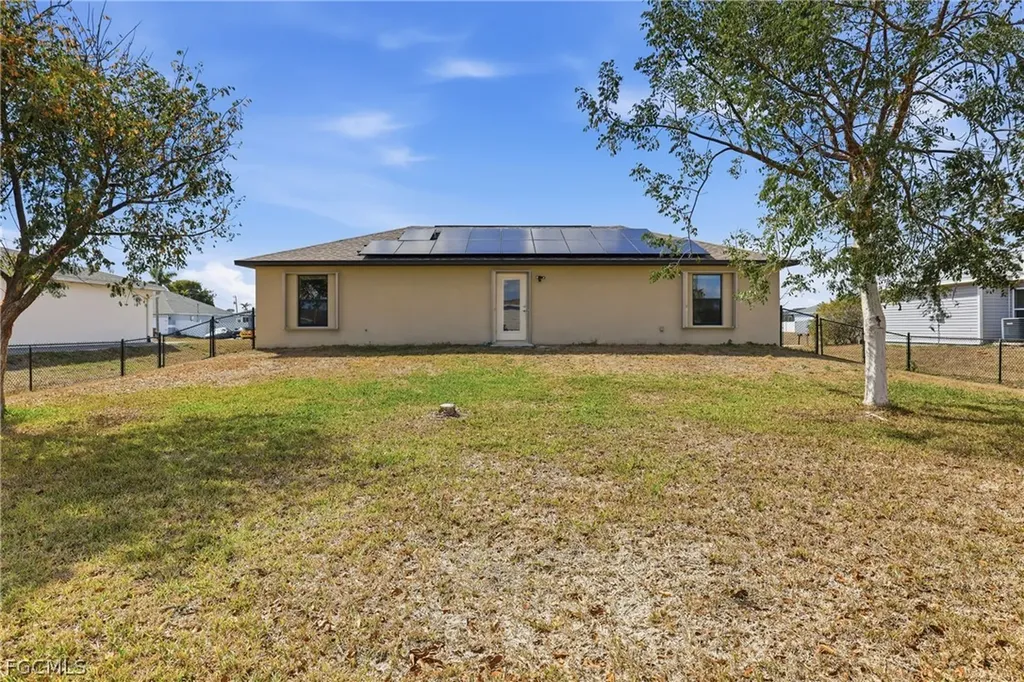 3017 NE 2nd Avenue Cape Coral FL 33909