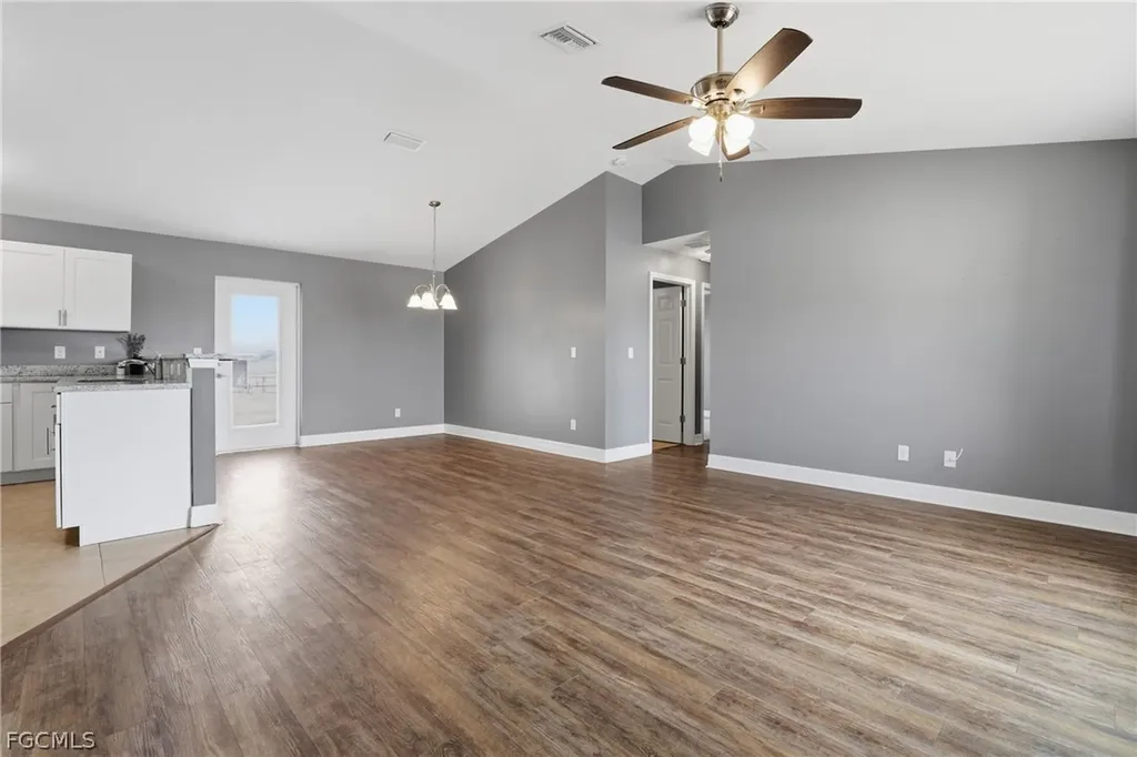 3017 NE 2nd Avenue Cape Coral FL 33909