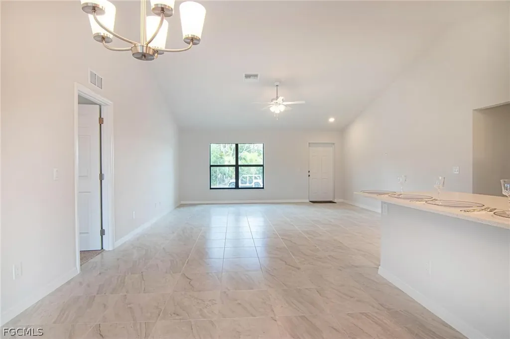 3594 NE 9th Place Cape Coral FL 33909