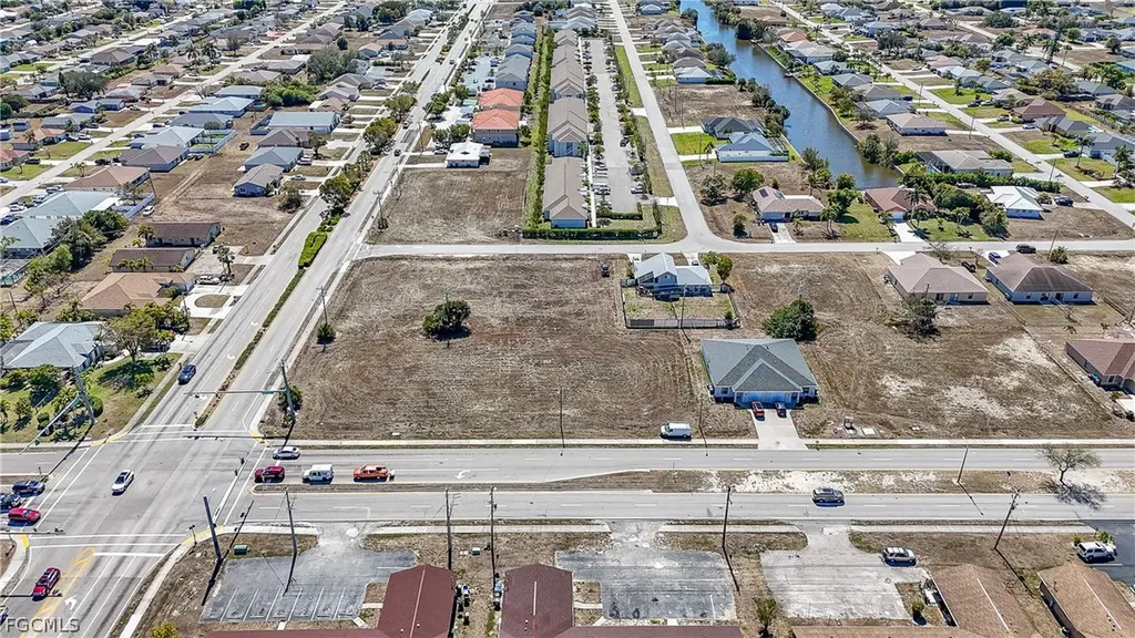 804 Gleason Parkway Cape Coral FL 33914