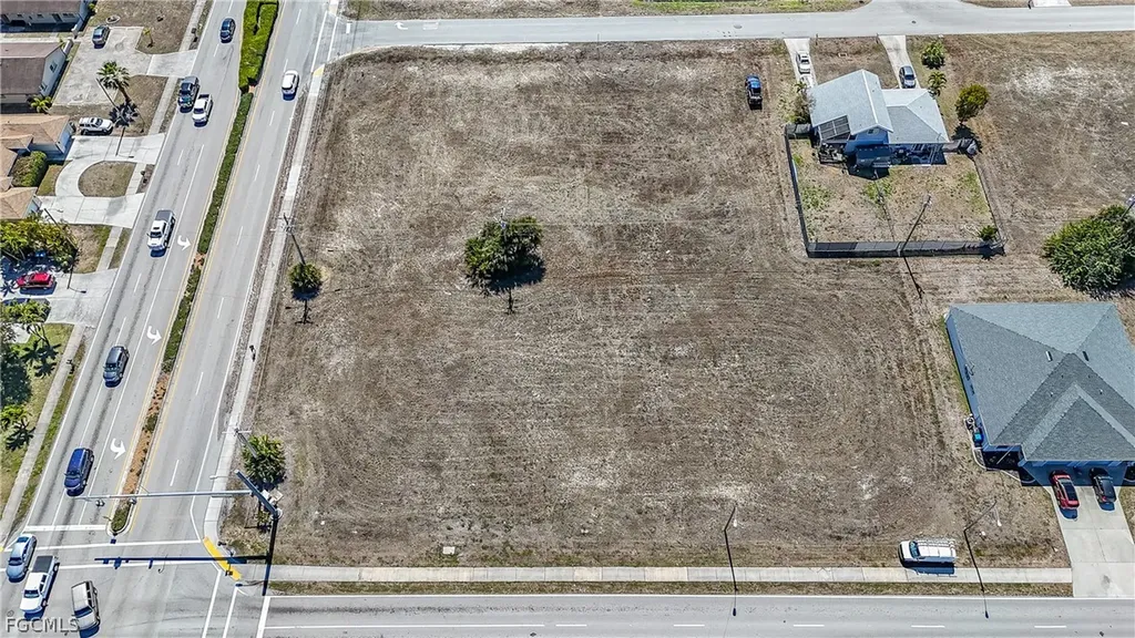 804 Gleason Parkway Cape Coral FL 33914