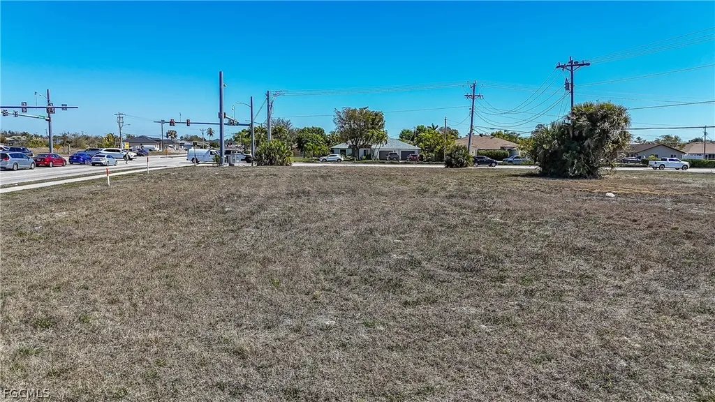 804 Gleason Parkway Cape Coral FL 33914