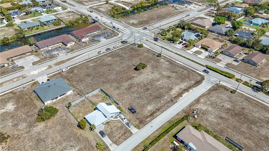 804 Gleason Parkway Cape Coral FL 33914