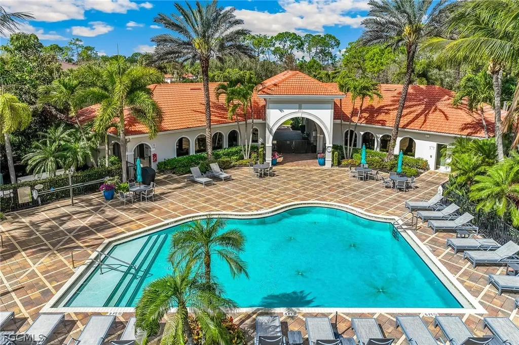 12815 Carrington Circle Naples FL 34105