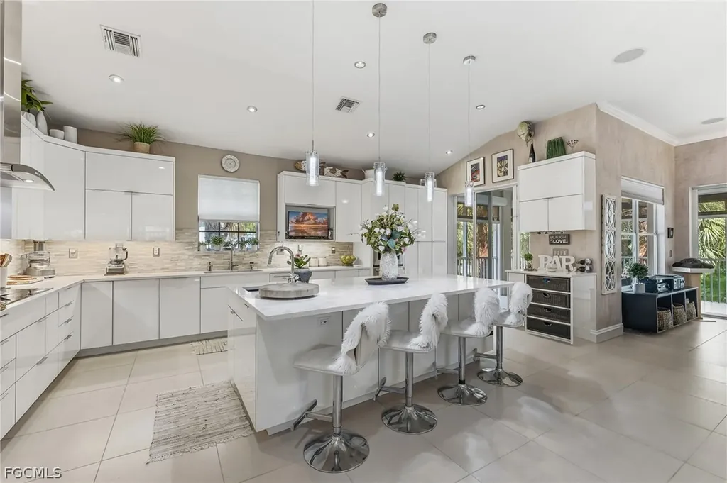 12815 Carrington Circle Naples FL 34105