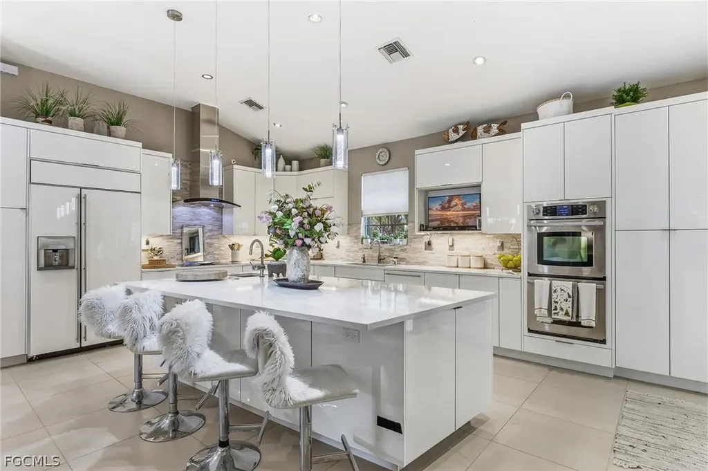 12815 Carrington Circle Naples FL 34105