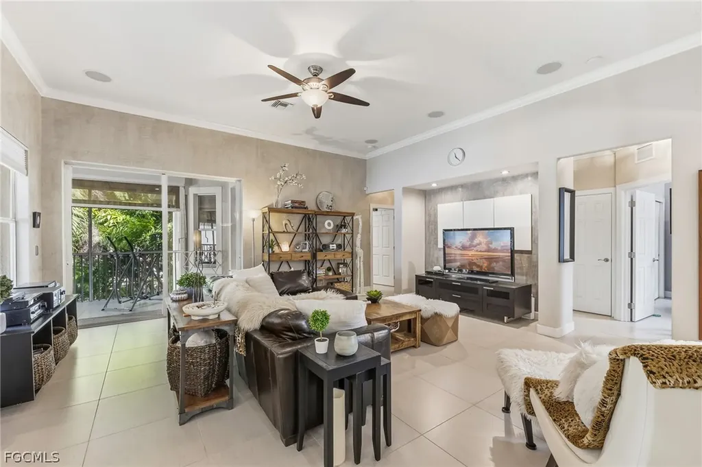 12815 Carrington Circle Naples FL 34105