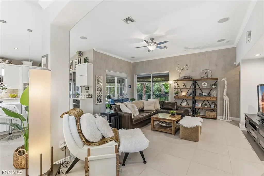 12815 Carrington Circle Naples FL 34105