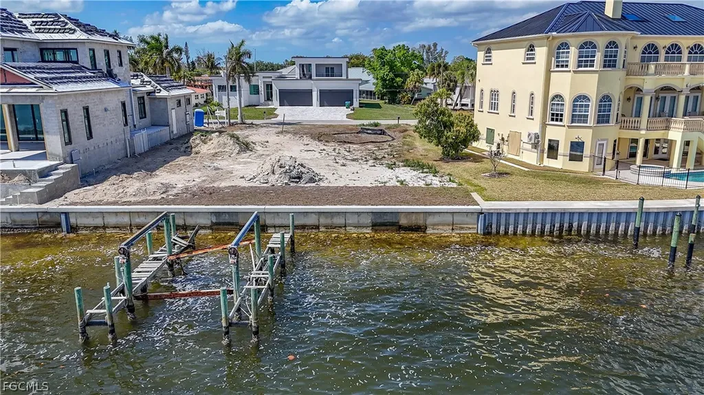 5929 SW 1st Avenue Cape Coral FL 33914