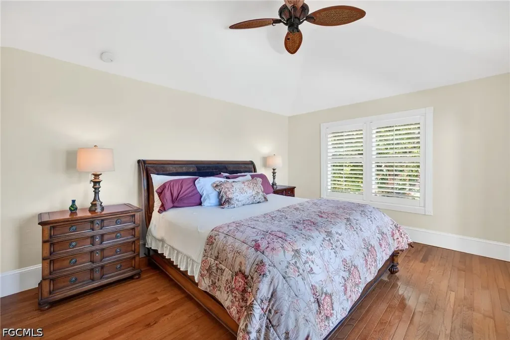 2878 Valencia Way Fort Myers FL 33901