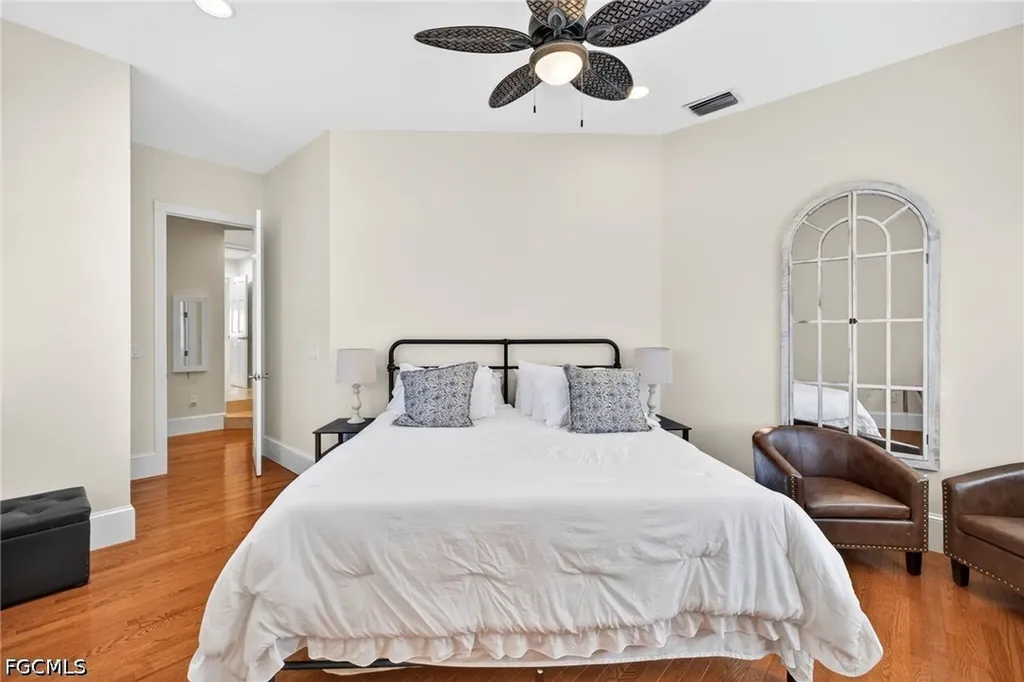 2878 Valencia Way Fort Myers FL 33901