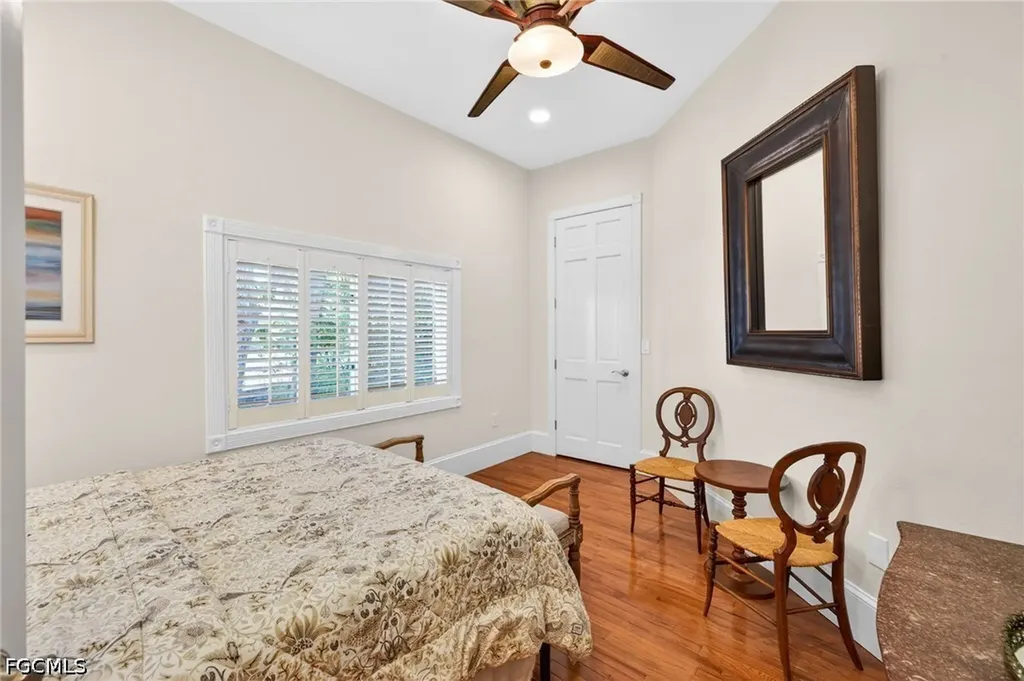 2878 Valencia Way Fort Myers FL 33901