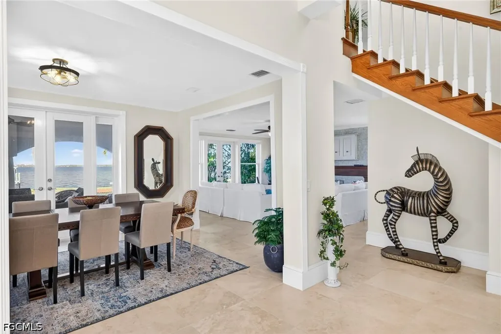 2878 Valencia Way Fort Myers FL 33901
