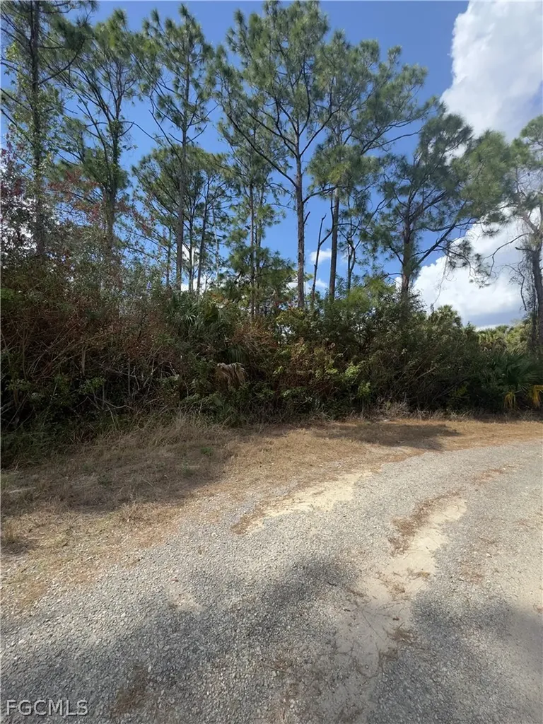 646 Nadeau Court Lehigh Acres FL 33972