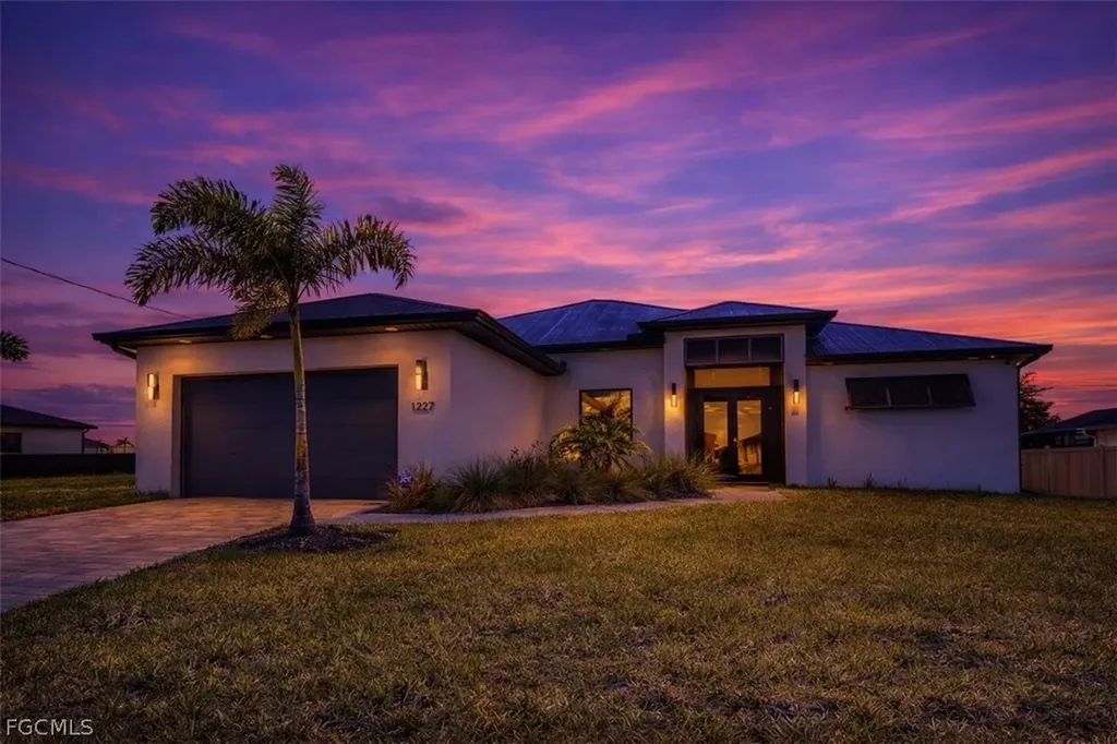 1227 NW 40th Place Cape Coral FL 33993