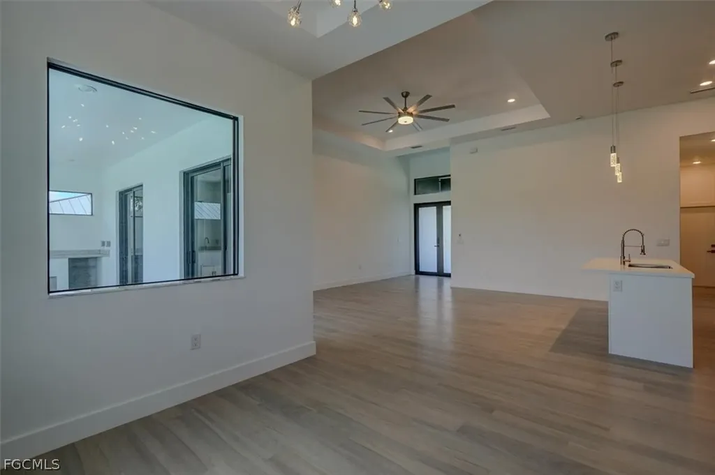 1227 NW 40th Place Cape Coral FL 33993