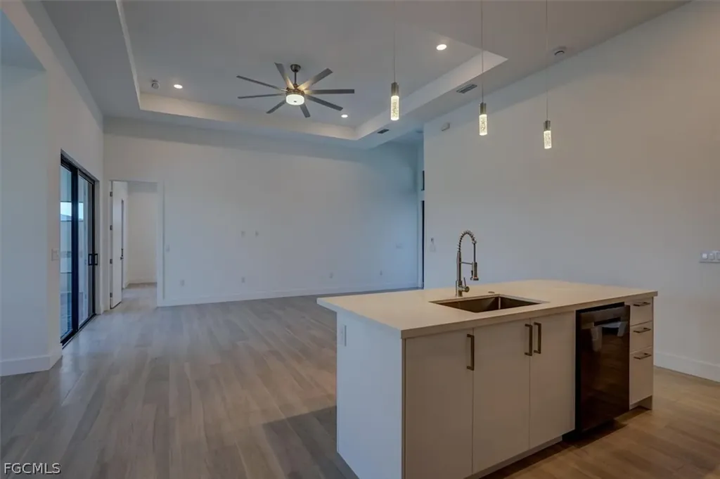 1227 NW 40th Place Cape Coral FL 33993