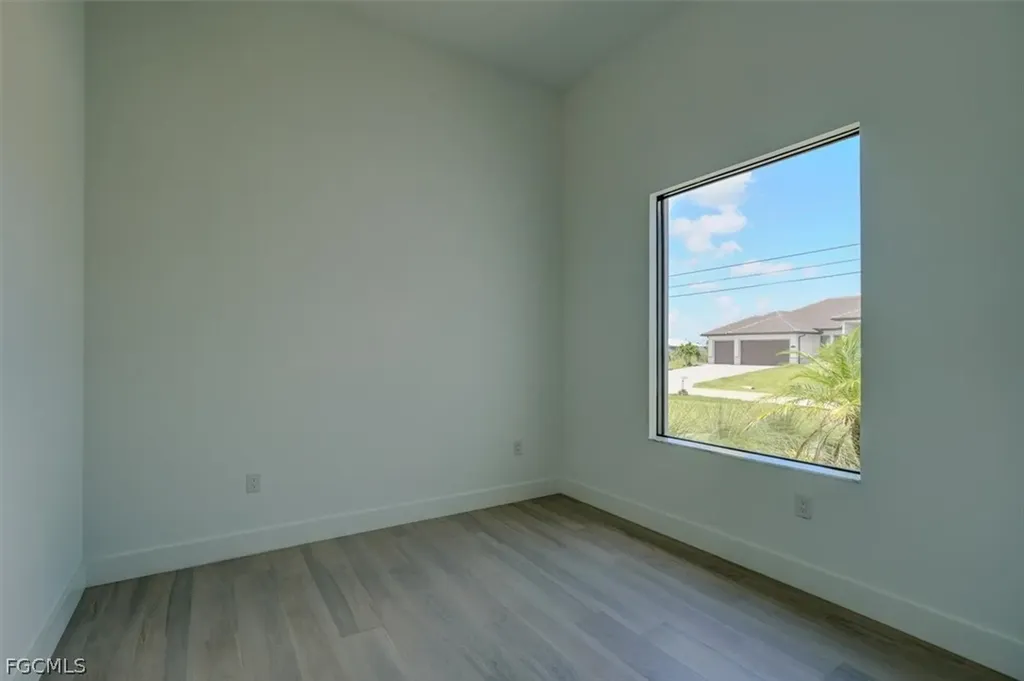 1227 NW 40th Place Cape Coral FL 33993