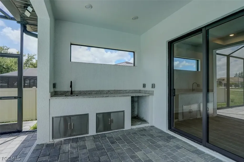 1227 NW 40th Place Cape Coral FL 33993