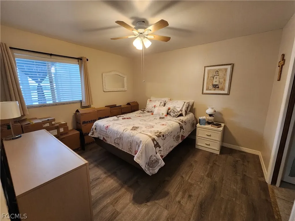 1220 SE 40th Street Cape Coral FL 33904