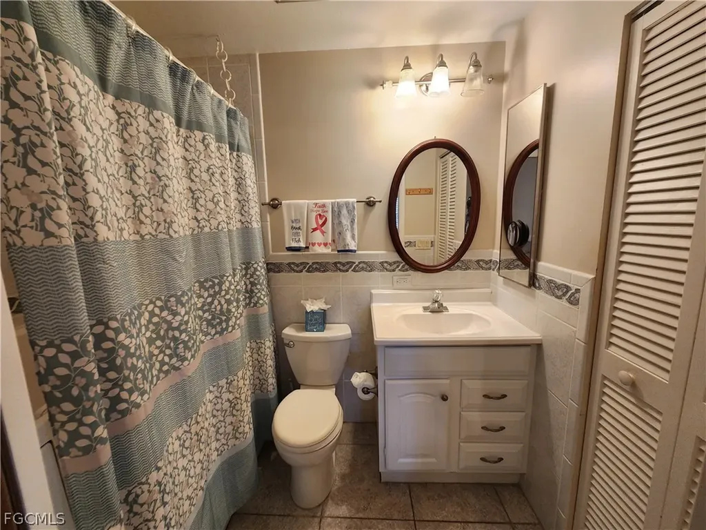 1220 SE 40th Street Cape Coral FL 33904