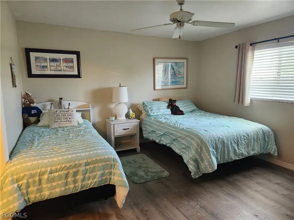 1220 SE 40th Street Cape Coral FL 33904