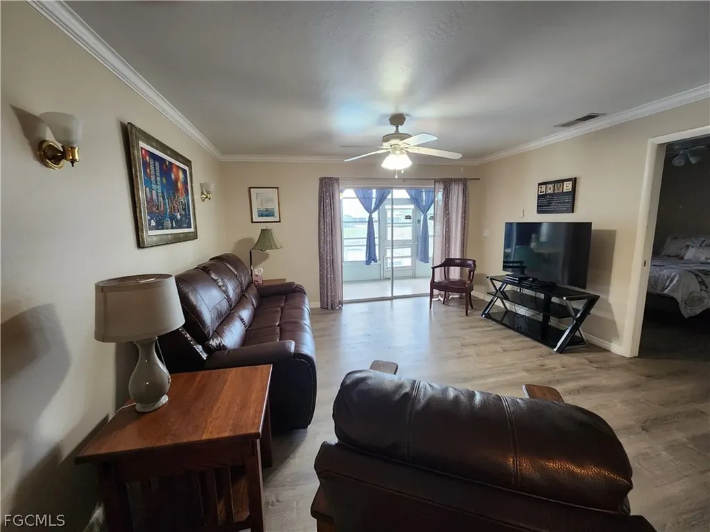 1220 SE 40th Street Cape Coral FL 33904