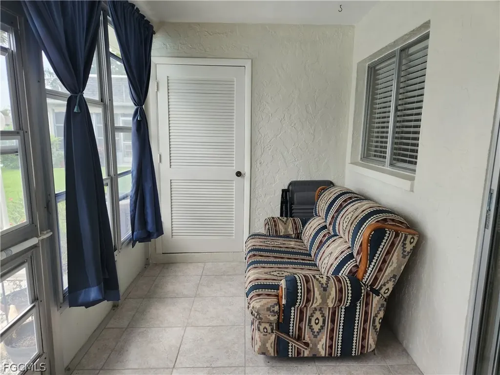 1220 SE 40th Street Cape Coral FL 33904