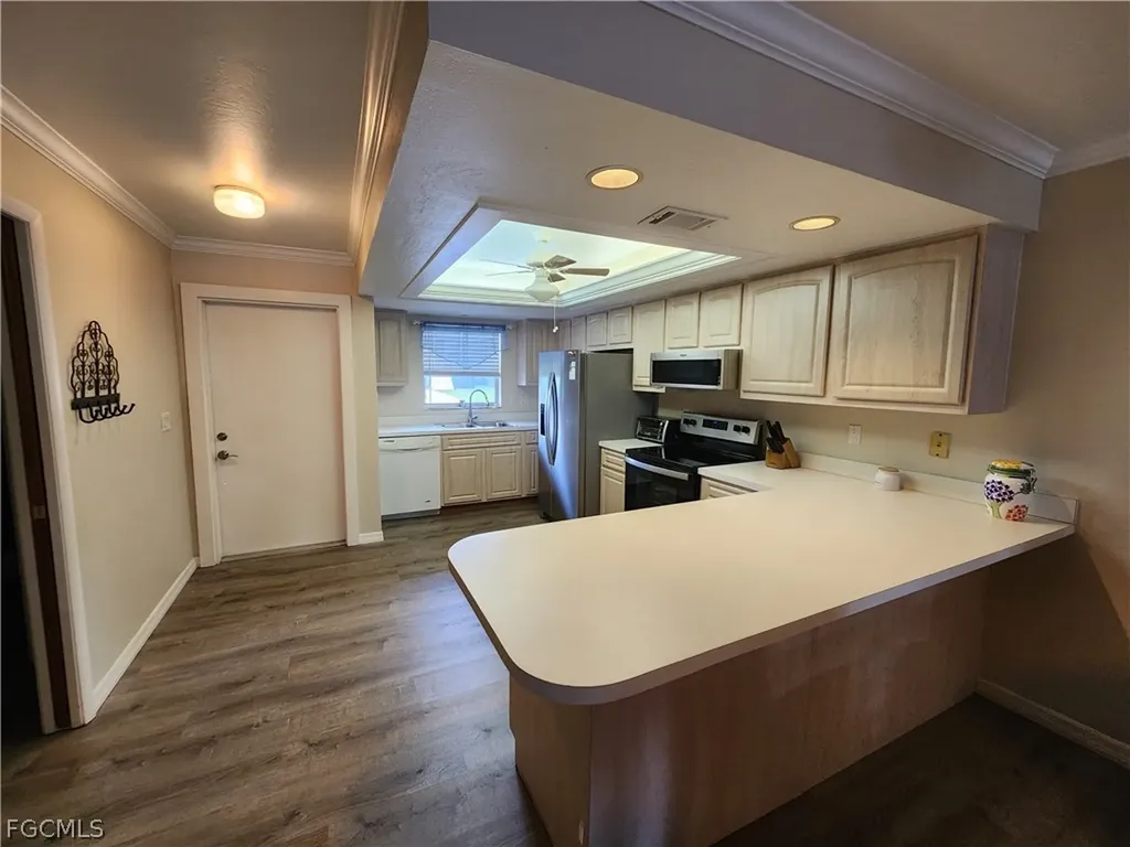1220 SE 40th Street Cape Coral FL 33904