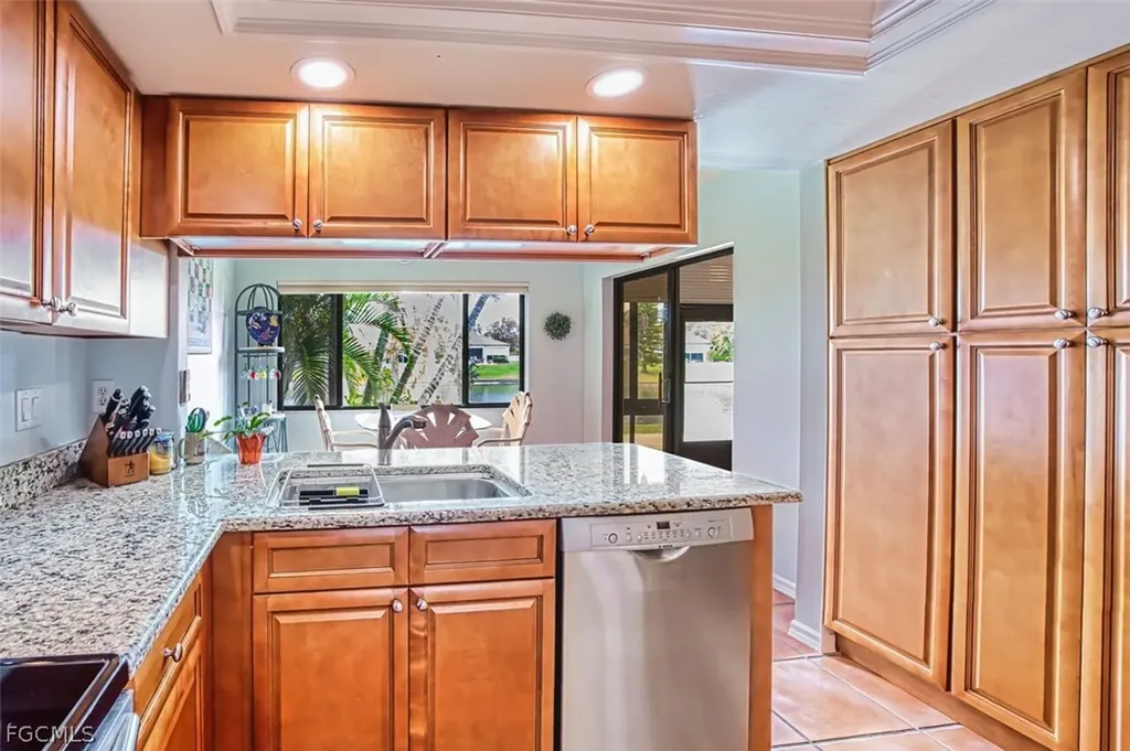 16938 Villas Square Fort Myers FL 33908