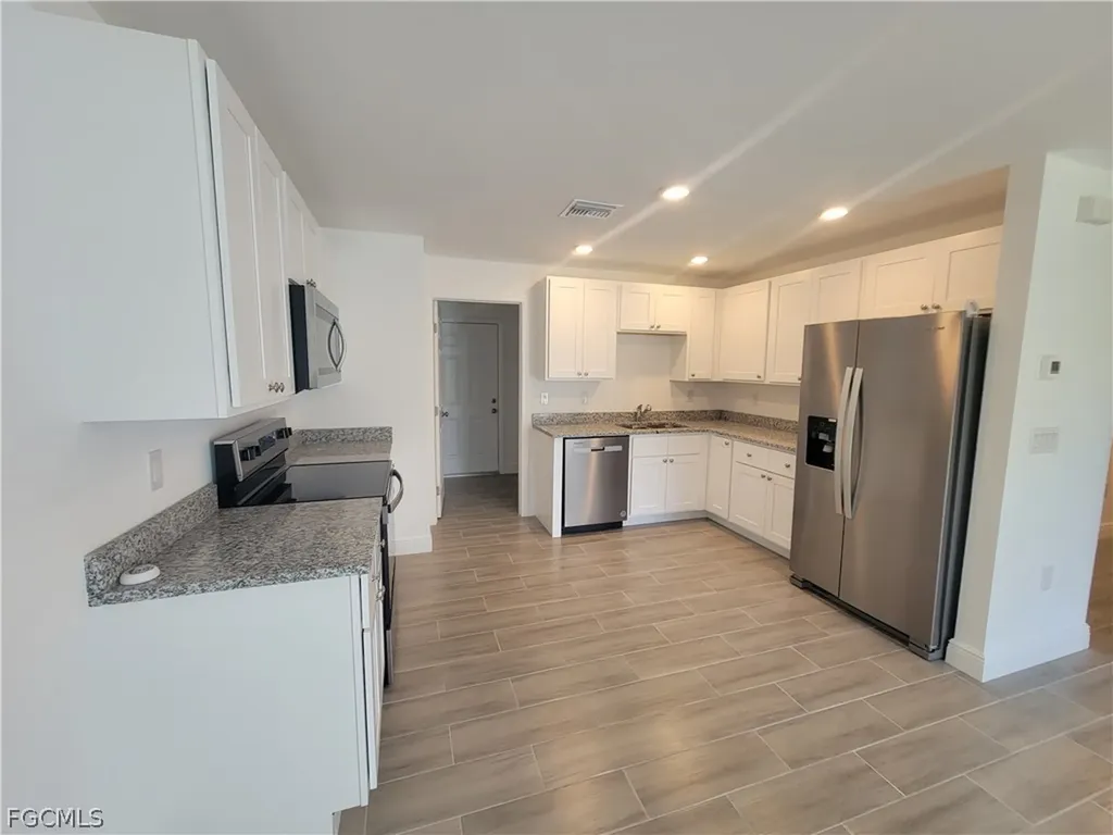 2156 Edison Avenue Fort Myers FL 33901