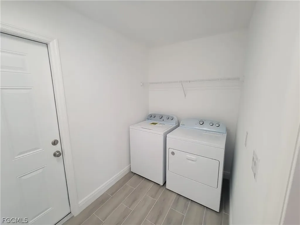 2156 Edison Avenue Fort Myers FL 33901