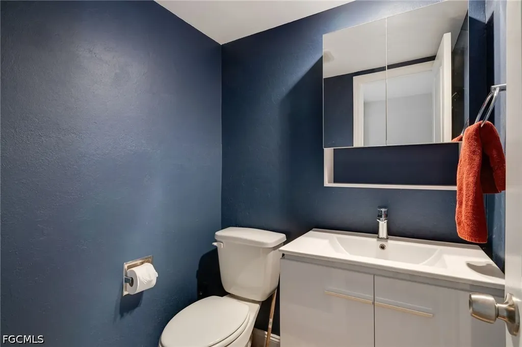 4039 Sandlewood Lane Fort Myers FL 33907