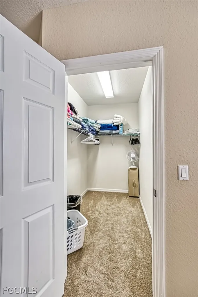 9813 Quinta Artesa Way Fort Myers FL 33908