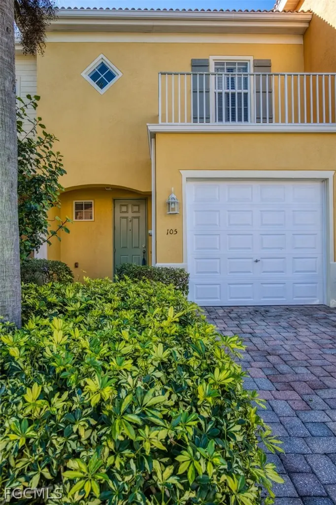 9813 Quinta Artesa Way Fort Myers FL 33908