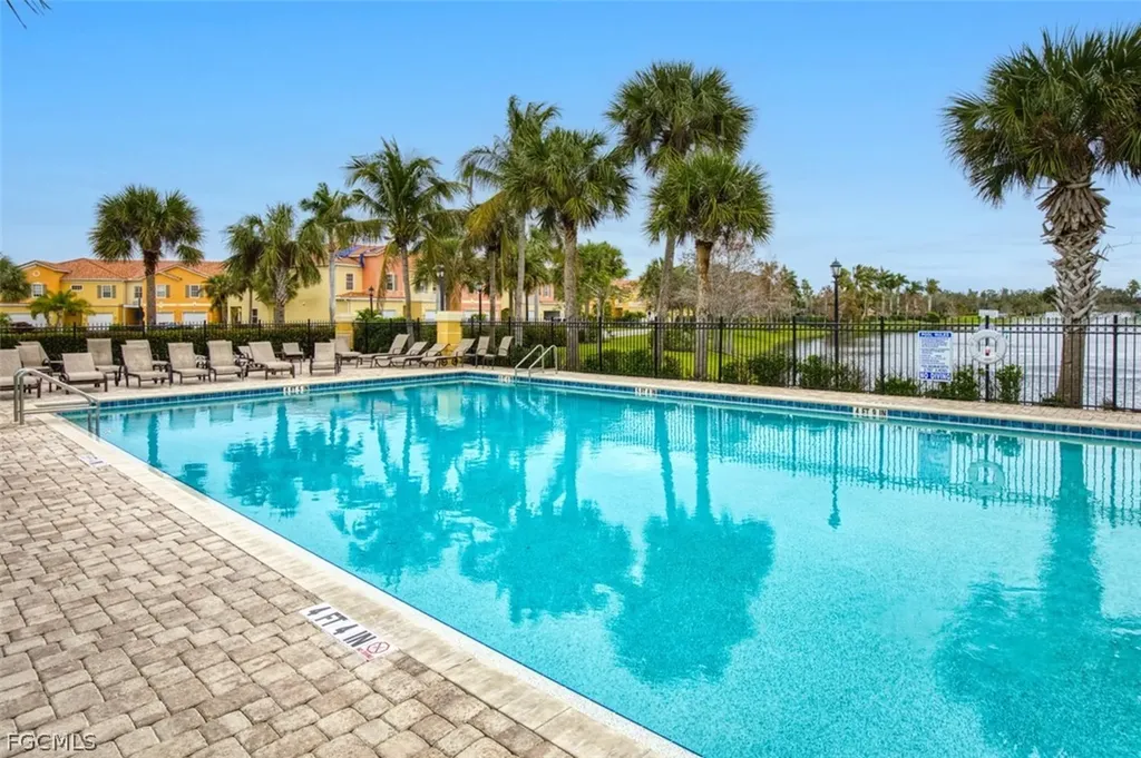 9813 Quinta Artesa Way Fort Myers FL 33908