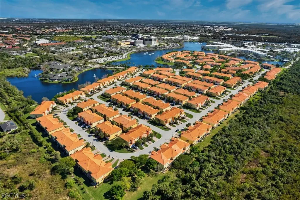 9813 Quinta Artesa Way Fort Myers FL 33908