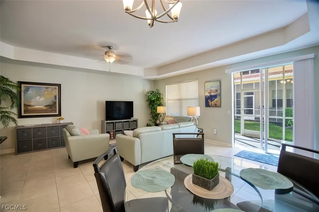 9813 Quinta Artesa Way Fort Myers FL 33908