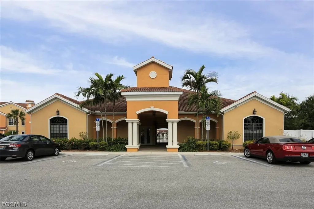 1757 Concordia Lake Circle Cape Coral FL 33909