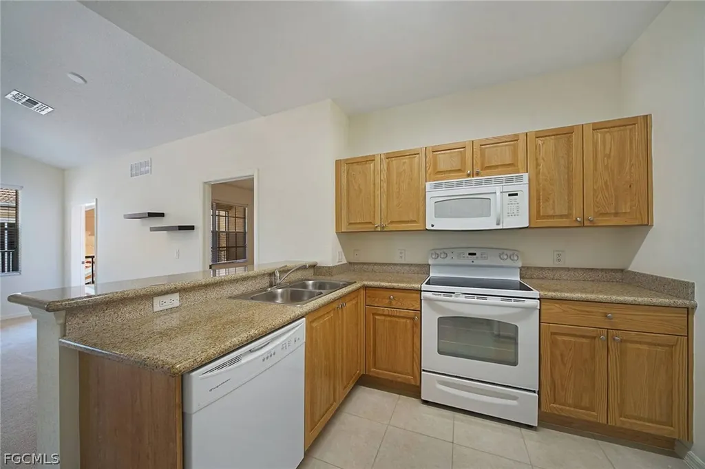 1757 Concordia Lake Circle Cape Coral FL 33909