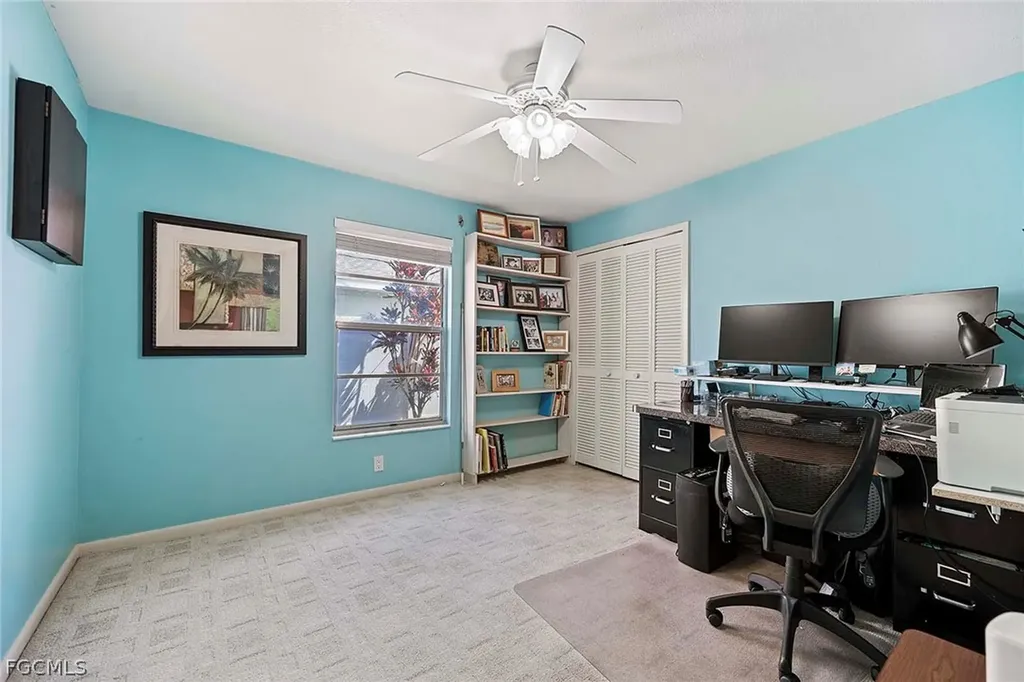 918 SE 28th Terrace Cape Coral FL 33904