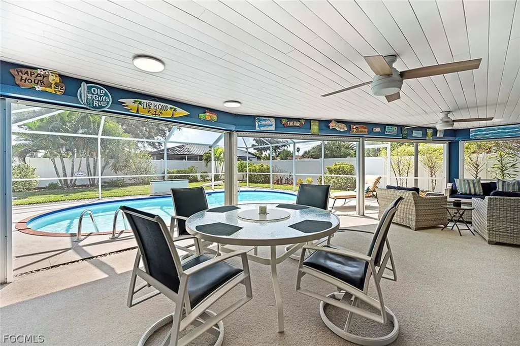 918 SE 28th Terrace Cape Coral FL 33904