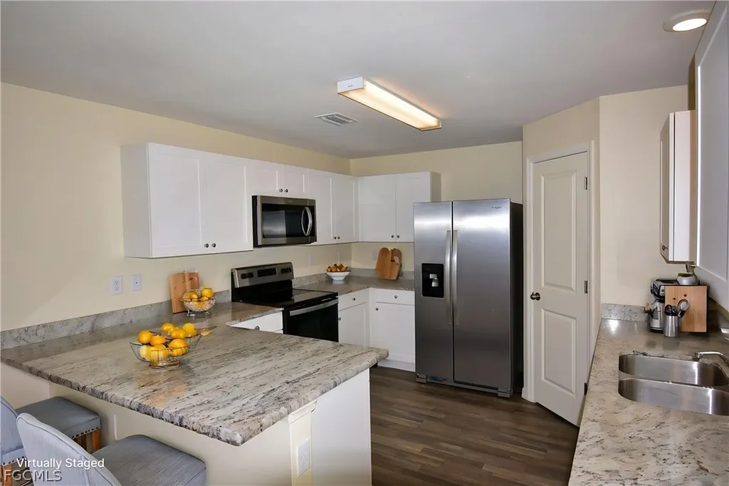 8 NW 8th Terrace Cape Coral FL 33993