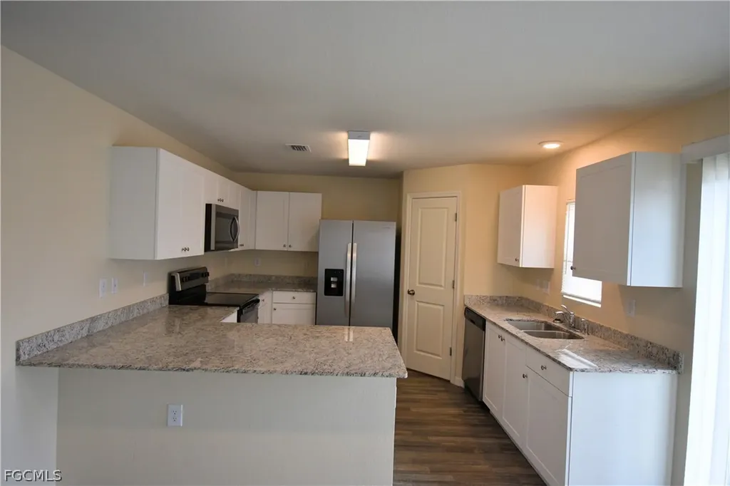 8 NW 8th Terrace Cape Coral FL 33993
