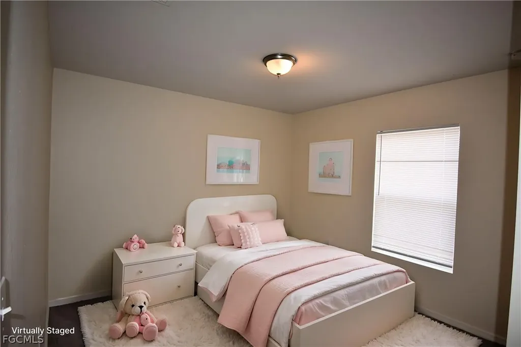 8 NW 8th Terrace Cape Coral FL 33993