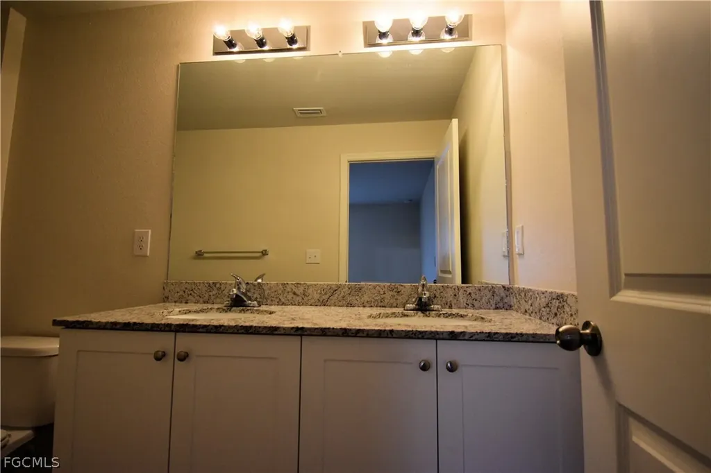 8 NW 8th Terrace Cape Coral FL 33993