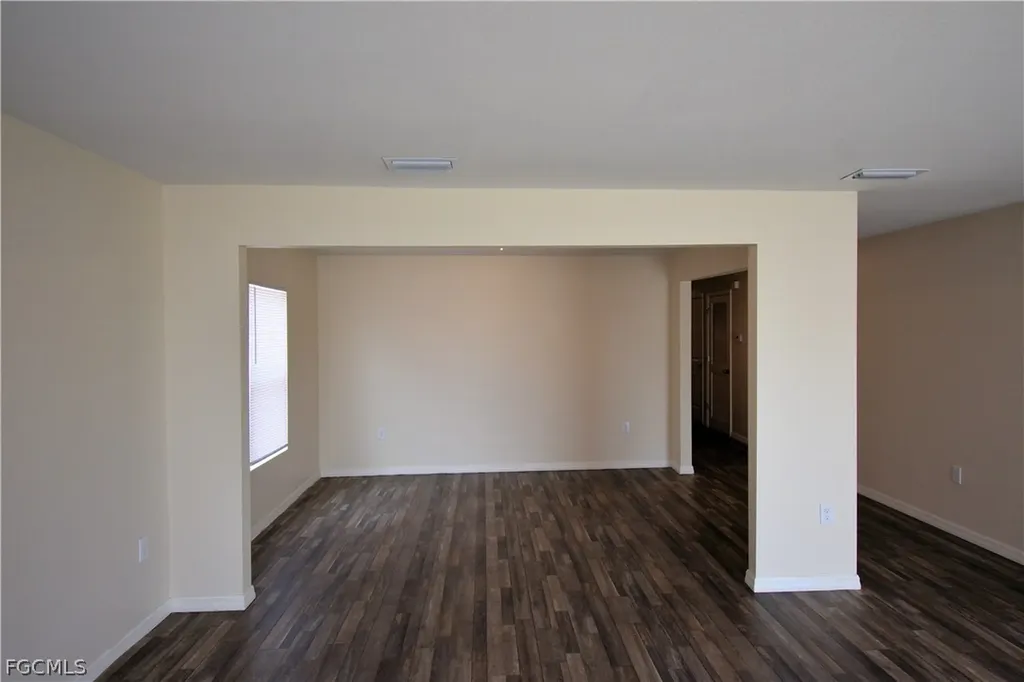 8 NW 8th Terrace Cape Coral FL 33993