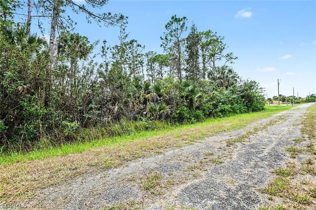 515 Woodman Drive Lehigh Acres FL 33972