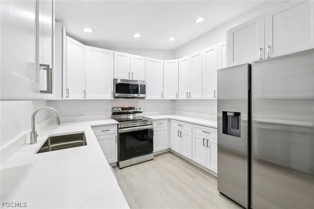 3018 NW 2nd Place Cape Coral FL 33993