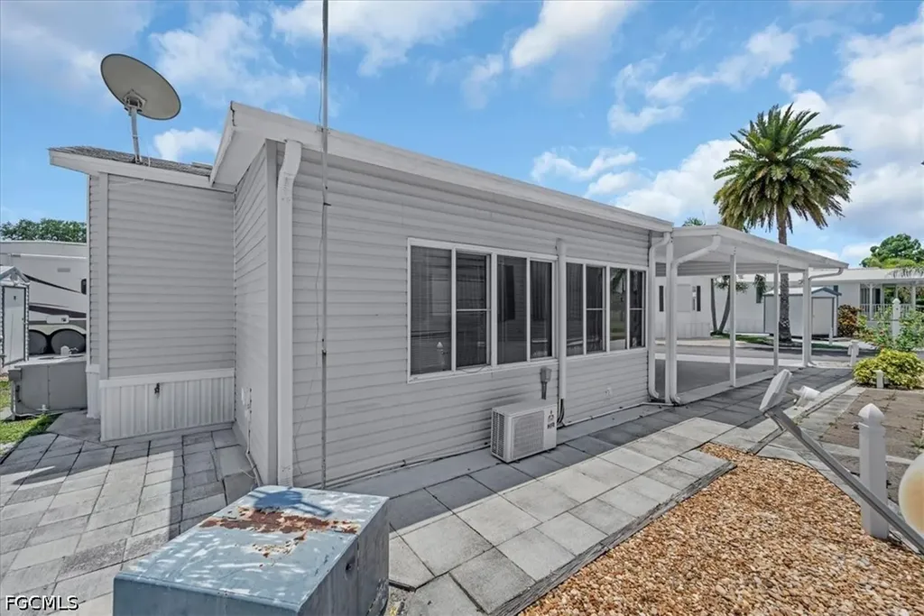 1159 Daniels Road Moore Haven FL 33471